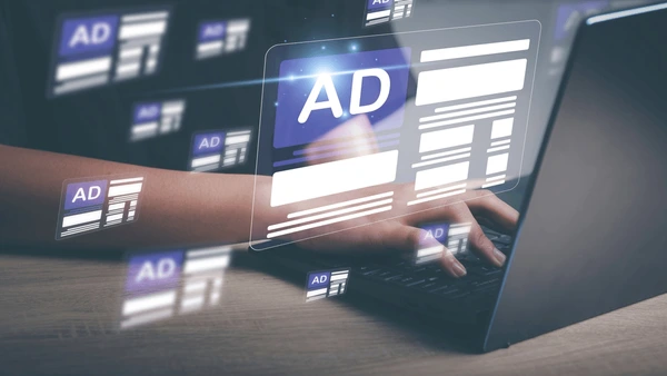 online programmatic advertising feed on 600nw 2272266123